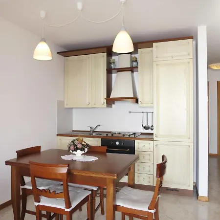 Διαμέρισμα Locazione Turistica Belvedere - Dum220 Agra